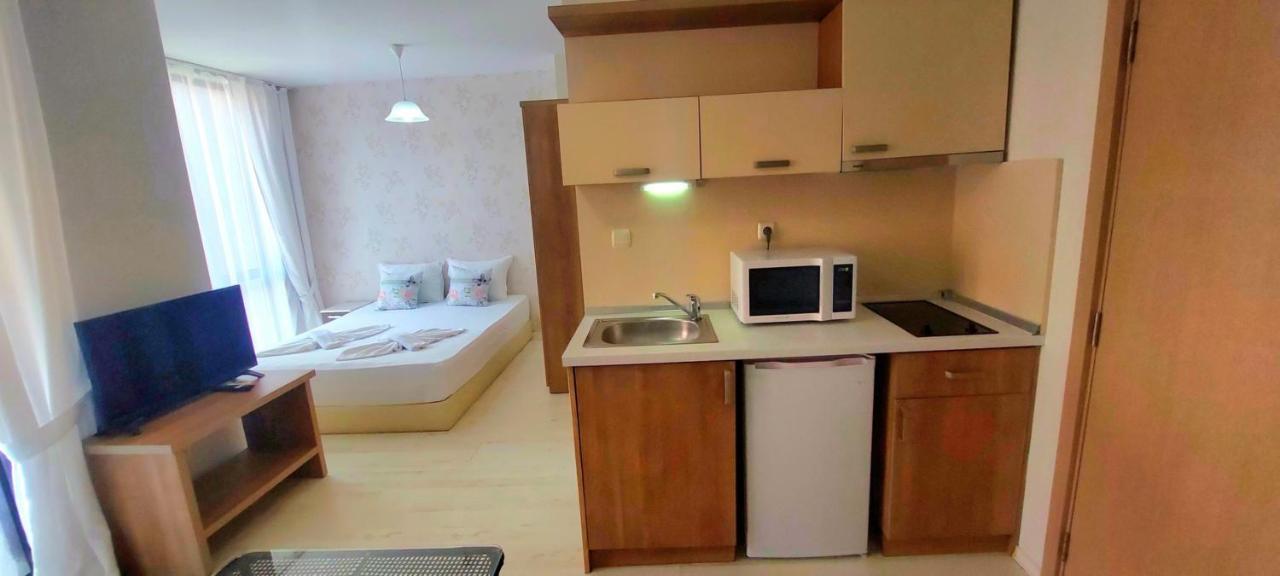 Menada Rainbow Apartments Sunny Beach Exterior photo