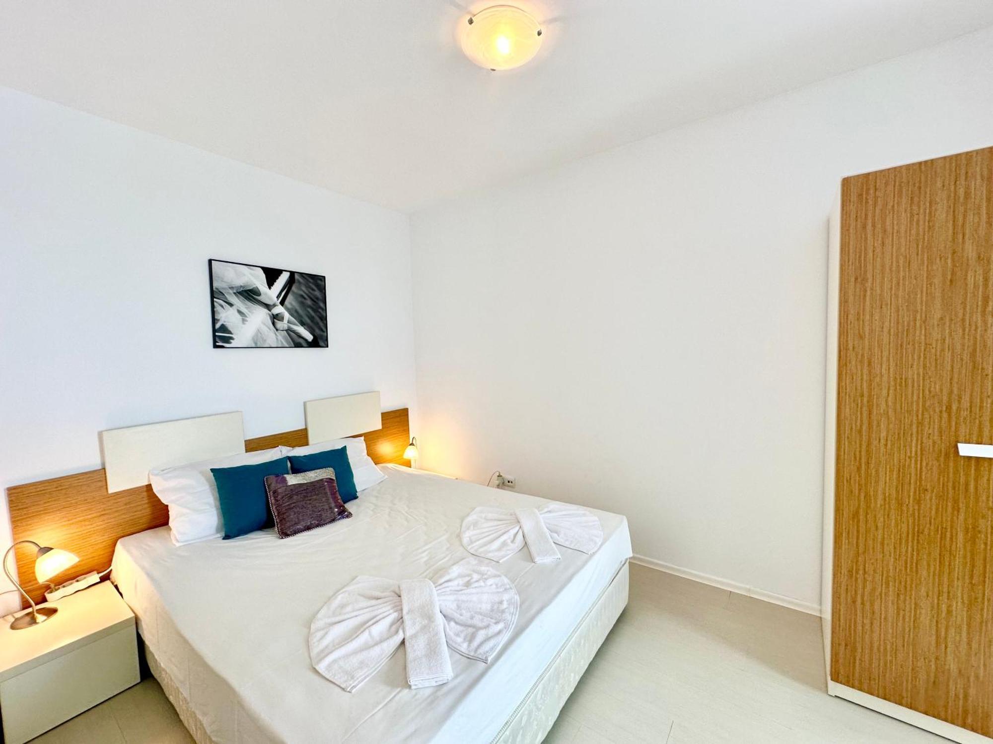 Menada Rainbow Apartments Sunny Beach Room photo